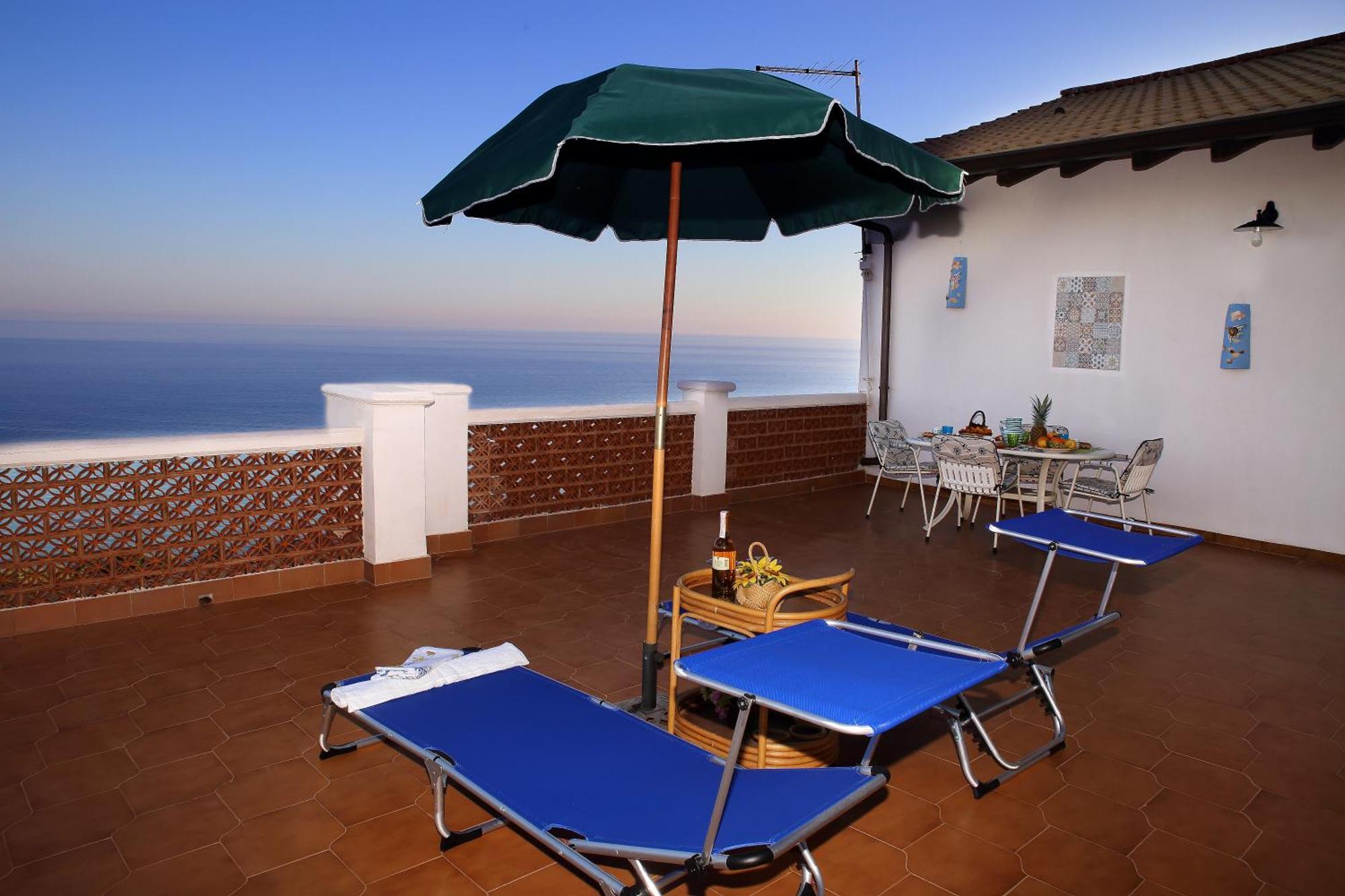 Villa Yellow House ليكاتا الغرفة الصورة
