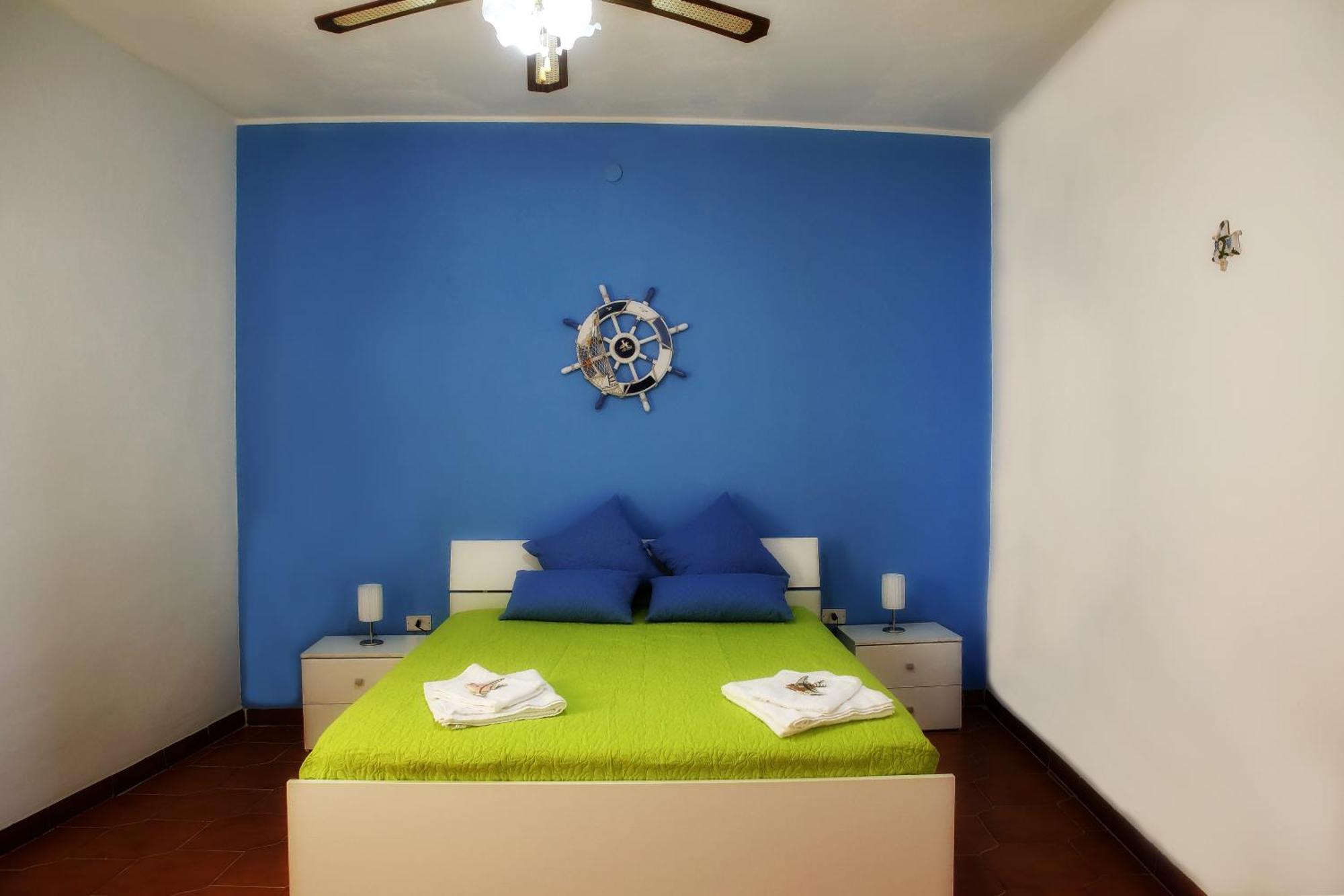 Villa Yellow House ليكاتا الغرفة الصورة
